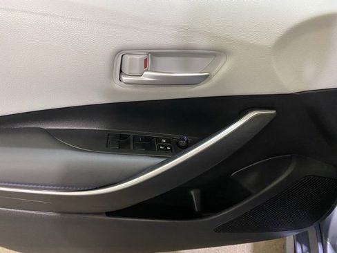 Used 2021 Toyota Corolla SE image 12