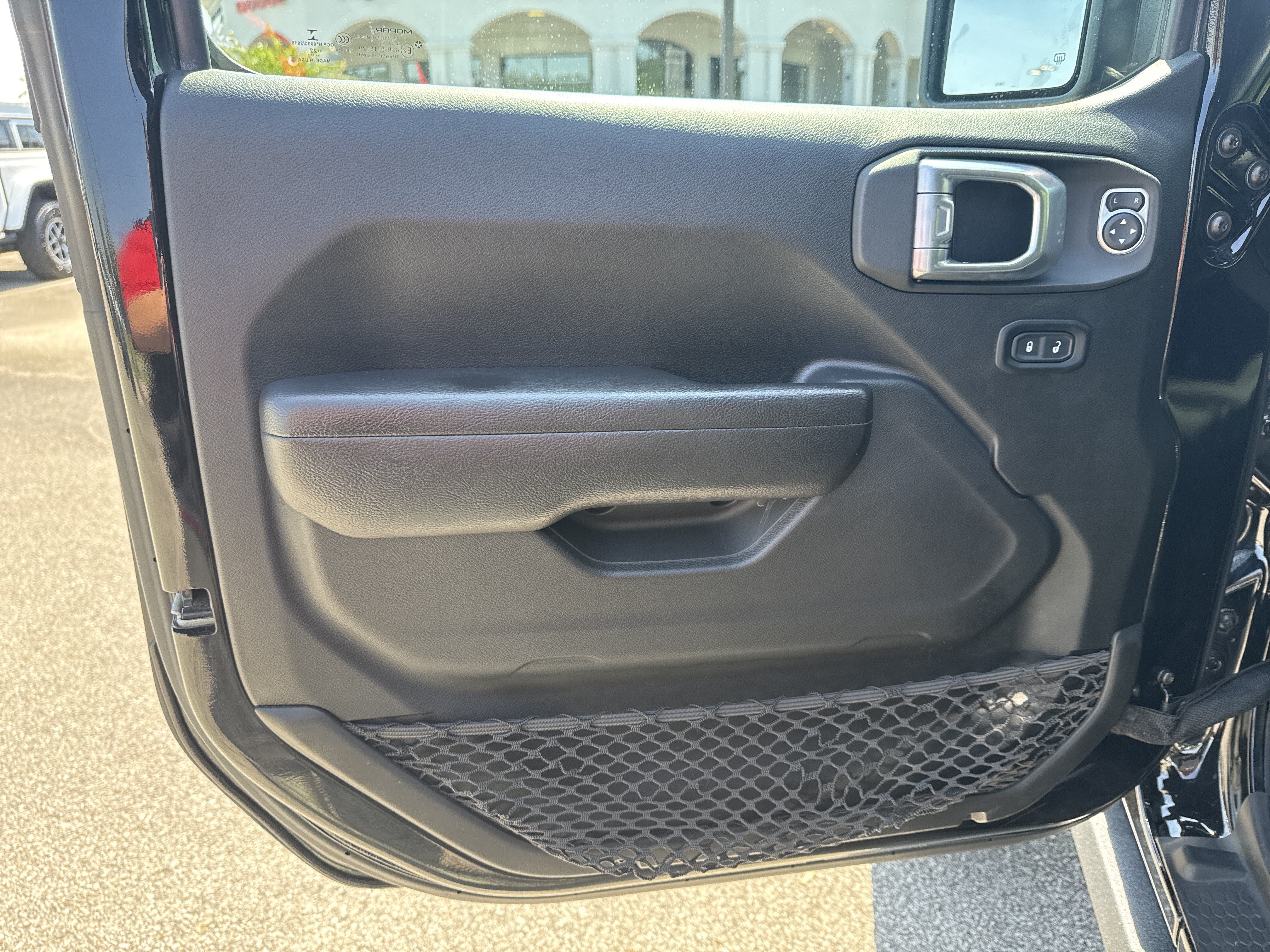Used 2022 Jeep Wrangler Unlimited Sport AWD/4WD image 11