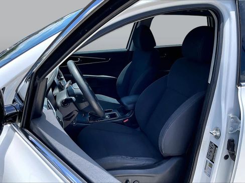 Used 2019 Kia Sorento FWD V6 image 8