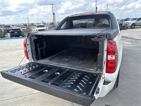 Used 2008 Chevrolet Avalanche LTZ w/ LTZ Preferred Equipment Group image 27