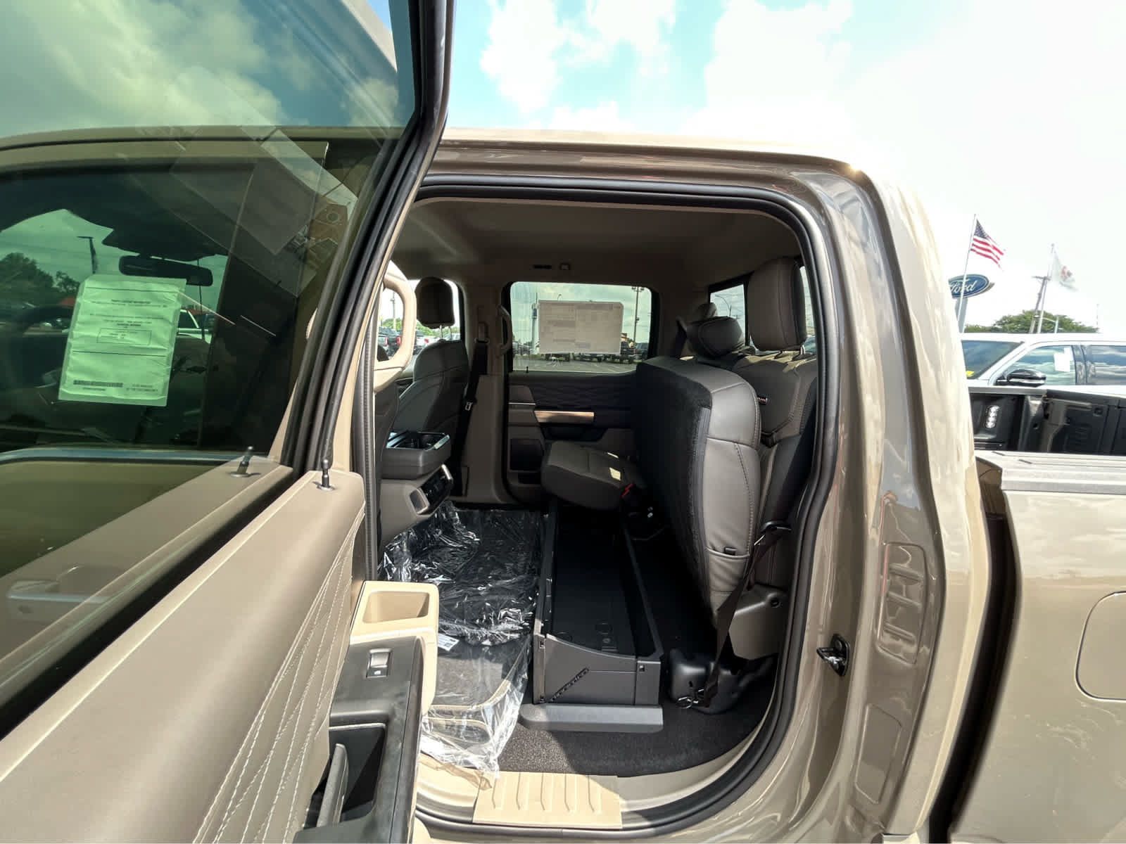 New 2026 Ford F150 Platinum w/ Equipment Group 703A Plus AWD/4WD image 12
