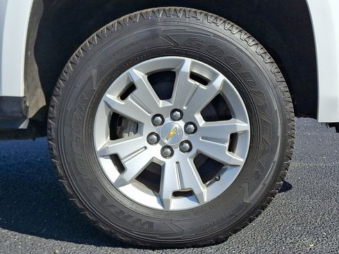 Used 2020 Chevrolet Colorado LT w/ Safety Package AWD/4WD image 18