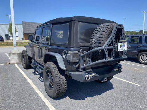 Used 2018 Jeep Wrangler Unlimited Sport S AWD/4WD image 5