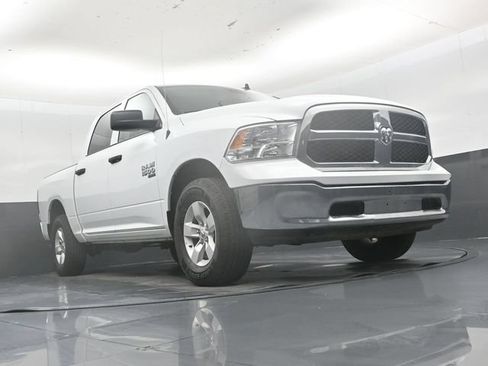 Used 2023 RAM 1500 Classic SLT w/ Electronics Group AWD/4WD image 46
