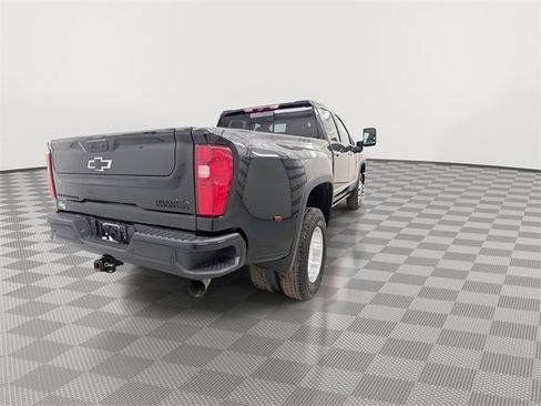 Certified 2024 Chevrolet Silverado 3500 High Country w/ High Country Premium Package image 11
