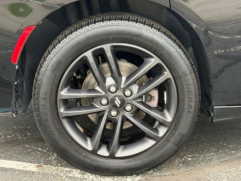 Used 2019 Dodge Charger SXT w/ Blacktop Package AWD/4WD image 27