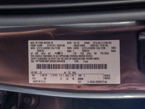 Used 2019 Ford F350 Lariat w/ Chrome Package image 62