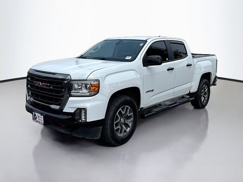 Used 2022 GMC Canyon AT4 w/ Trailering Package AWD/4WD image 3