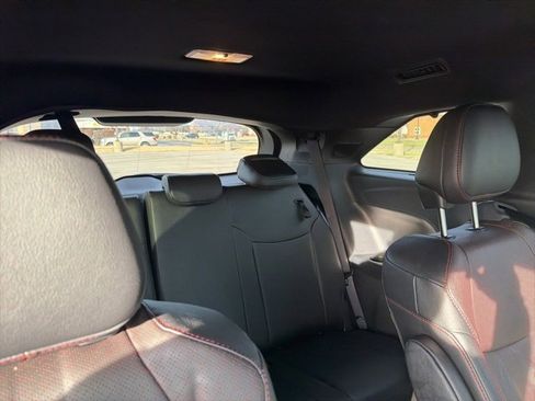 Used 2025 Toyota Sienna XSE image 15