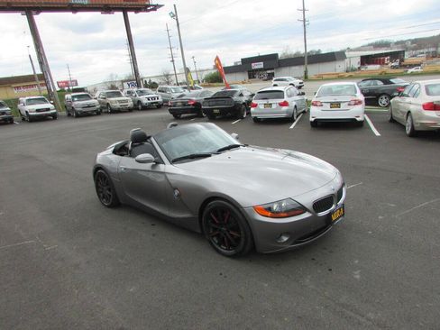 Used 2003 BMW Z4 2.5i image 66