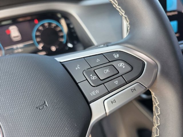 Used 2024 Volkswagen Atlas Cross Sport SE FWD image 12