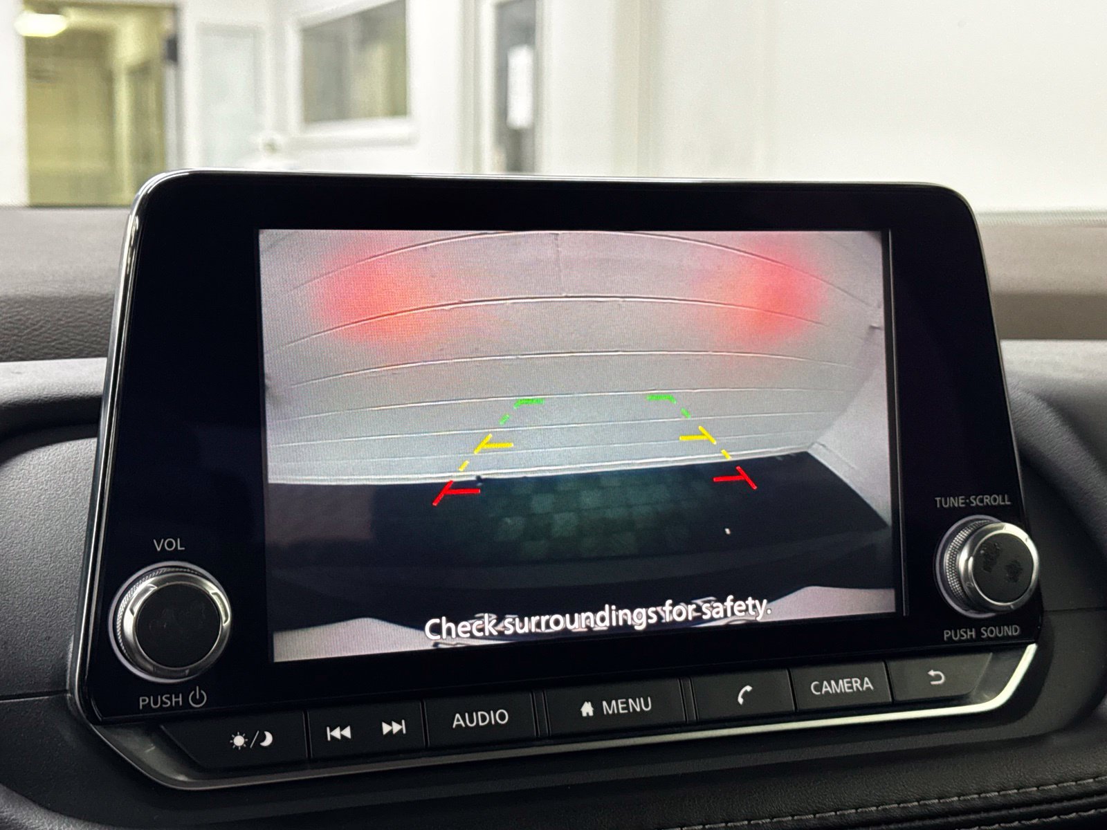 Used 2021 Nissan Rogue S AWD/4WD image 12