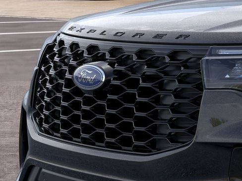 New 2026 Ford Explorer ST-Line w/ ST-Line Street Pack AWD/4WD image 71