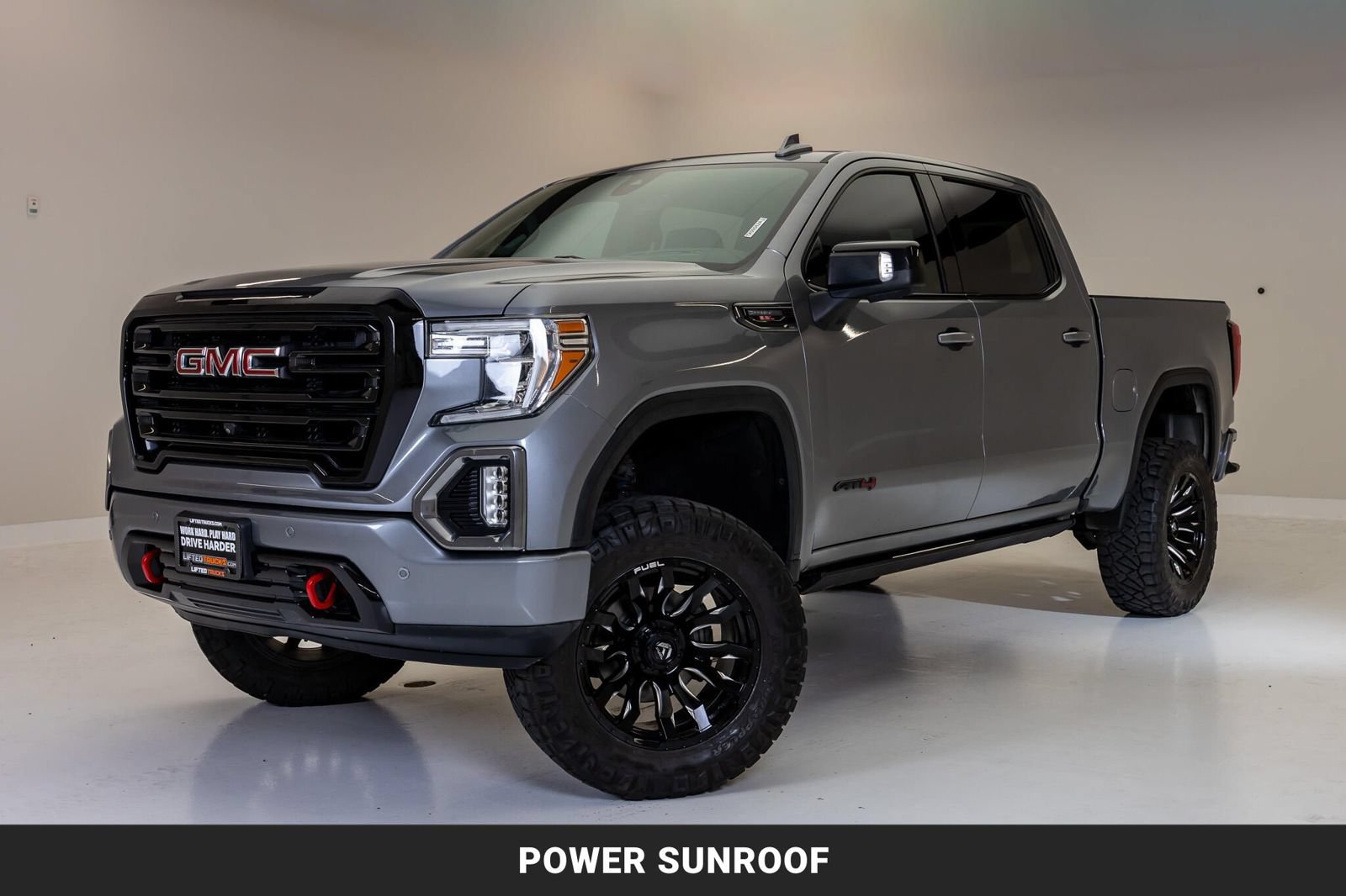 Used 2020 GMC Sierra 1500 AT4 w/ AT4 Premium Package AWD/4WD image 4