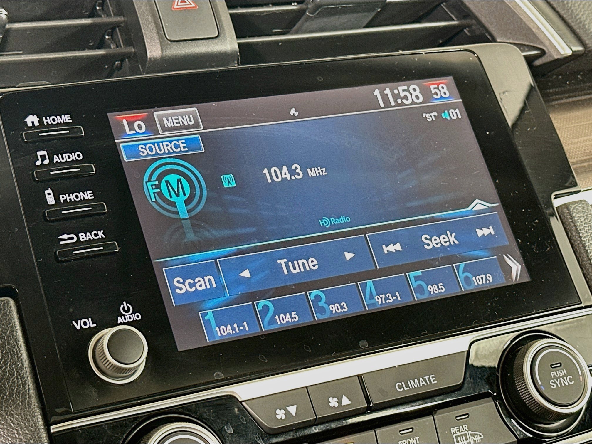 Used 2019 Honda Civic EX image 21