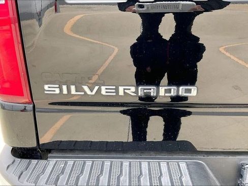 Used 2023 Chevrolet Silverado 1500 LTZ w/ LTZ Convenience Package II image 8