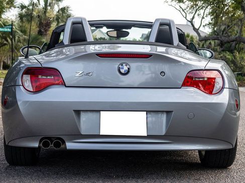 Used 2007 BMW Z4 3.0i image 7