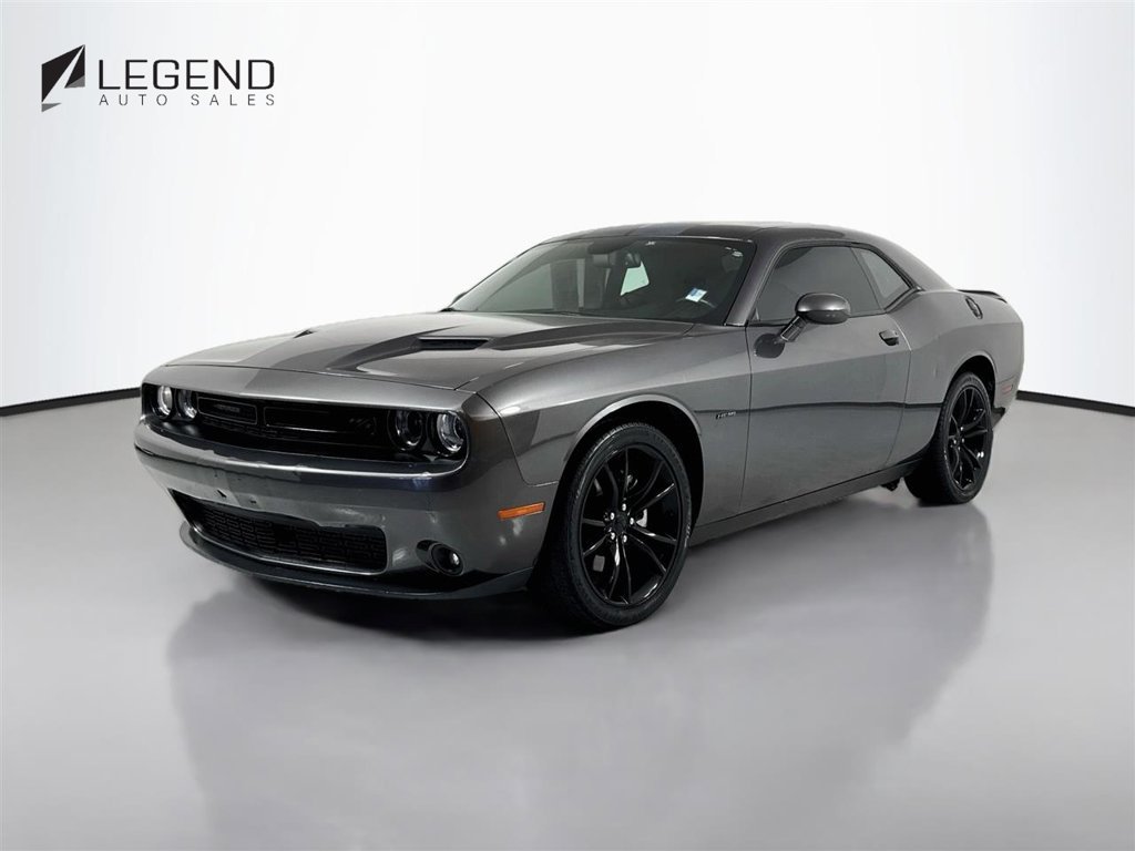 Used 2016 Dodge Challenger R/T w/ Driver Convenience Group RWD image 1