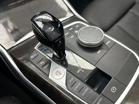 Used 2020 BMW 330i 330i w/ Convenience Package image 28