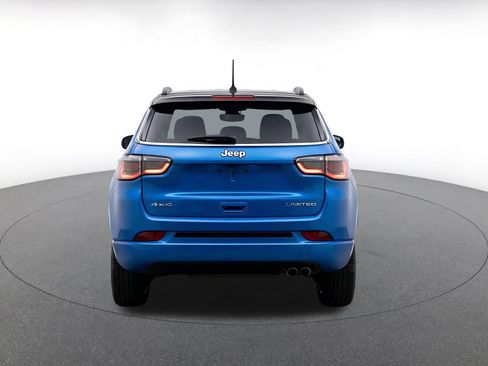 Used 2025 Jeep Compass Limited AWD/4WD image 8
