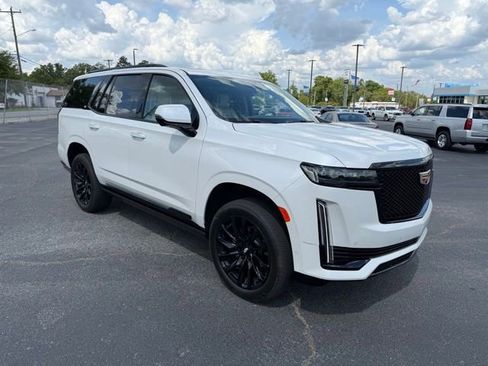 Used 2021 Cadillac Escalade Sport Platinum image 5