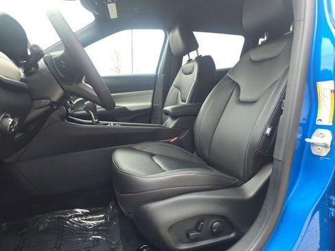 New 2026 Jeep Compass Limited image 9