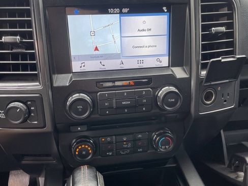 Used 2017 Ford F150 XLT w/ Equipment Group 302A Luxury AWD/4WD image 21