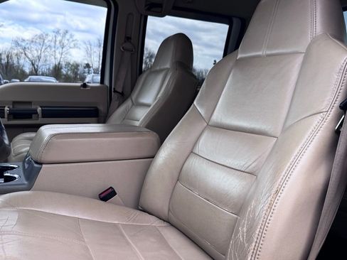 Used 2008 Ford F350 Lariat image 7