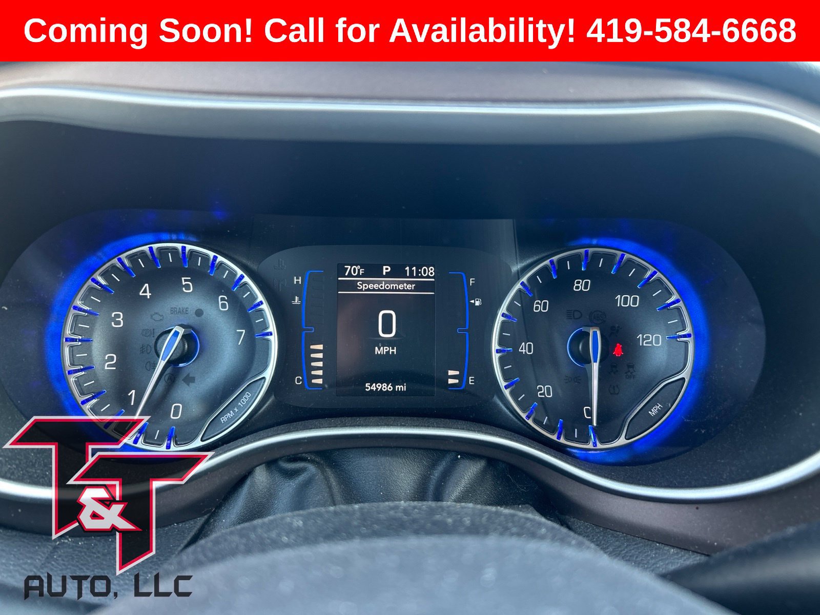 Used 2018 Chrysler Pacifica Touring-L FWD image 11