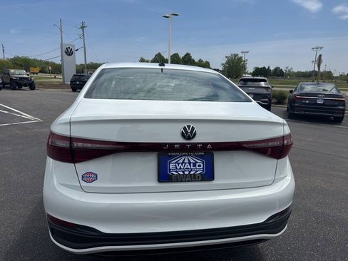 Used 2025 Volkswagen Jetta S FWD image 6