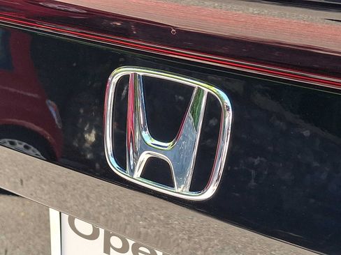 Used 2024 Honda Civic EX-L image 29
