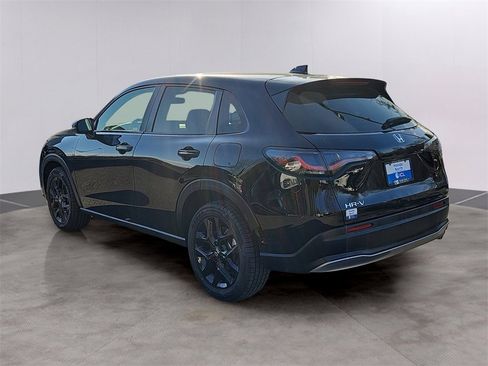 Certified 2023 Honda HR-V Sport image 6