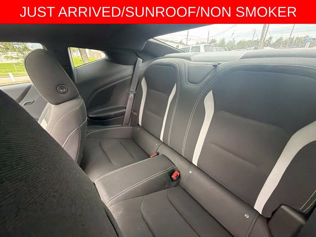 Used 2020 Chevrolet Camaro LT RWD image 12