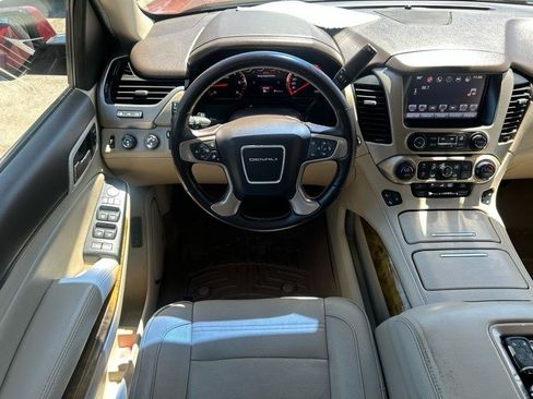 Used 2016 GMC Yukon XL Denali w/ Open Road Package AWD/4WD image 9