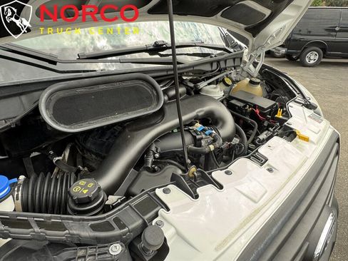 Used 2017 Ford Transit 250 130 Low Roof image 28