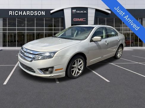 Used 2010 Ford Fusion SEL FWD image 1