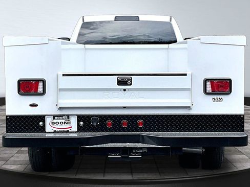New 2026 RAM 3500 Tradesman w/ Chrome Appearance Group A AWD/4WD image 4