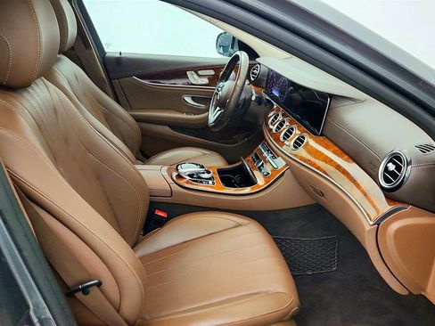 Used 2020 Mercedes-Benz E 450 4MATIC Wagon image 26