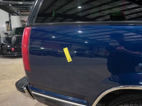 Used 1997 GMC Yukon 4WD 4-Door w/ Marketing Opt Pkg 5 image 36