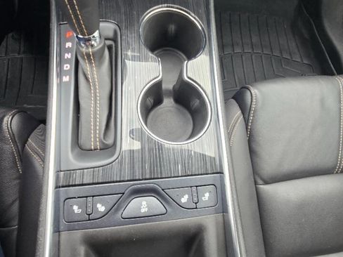 Used 2019 Chevrolet Impala LT w/ Sunroof and Spoiler Package image 37