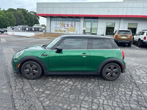 Used 2022 MINI Cooper 2-Door Hardtop FWD image 5