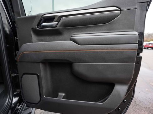 Used 2025 GMC Sierra 1500 AT4 w/ AT4 Premium Package image 13