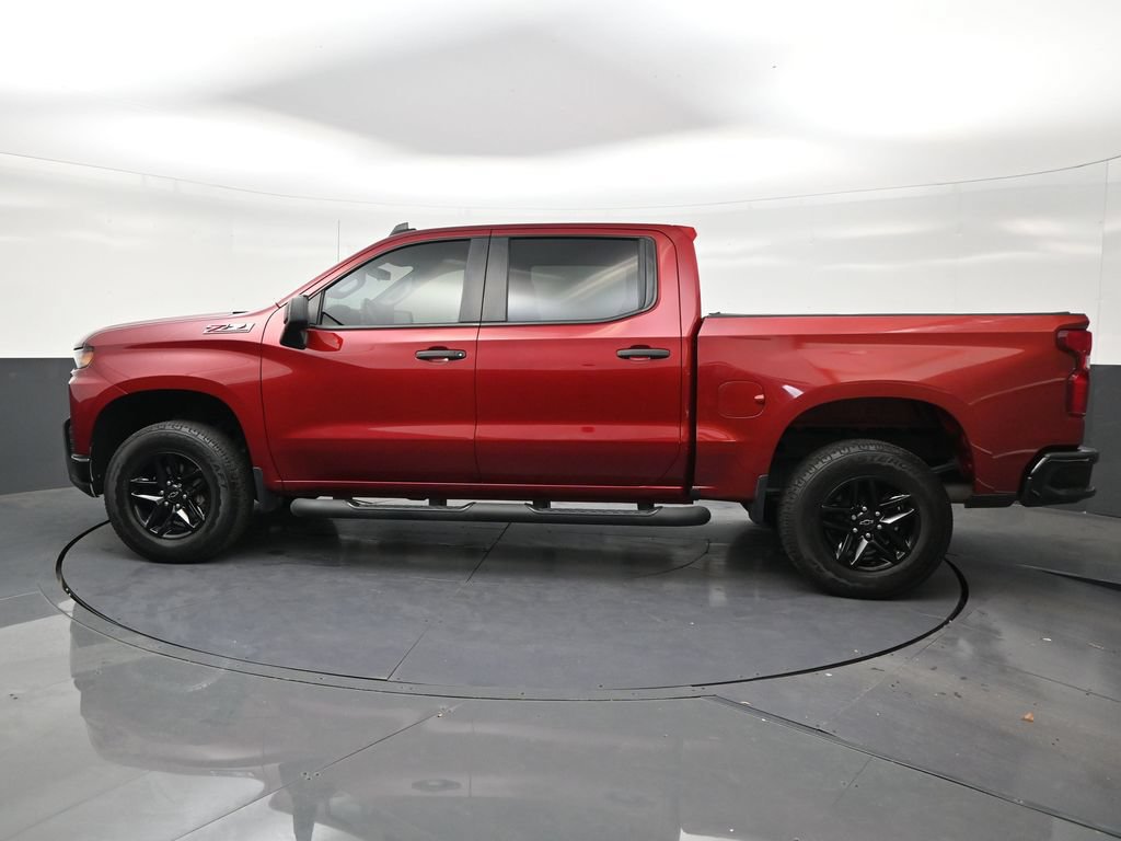 Used 2022 Chevrolet Silverado 1500 Custom Trail Boss w/ LPO, Dark Essentials Package AWD/4WD image 2
