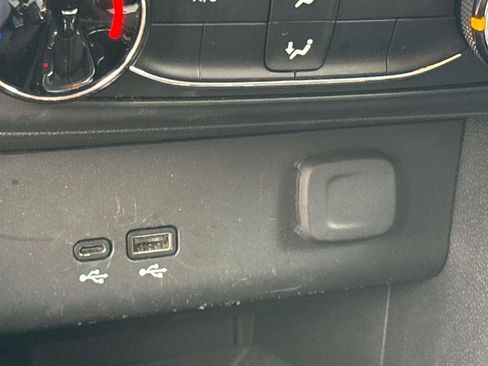 Used 2025 Buick Encore GX Preferred FWD image 26