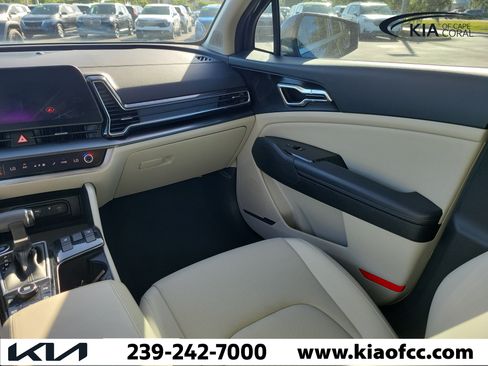Certified 2024 Kia Sportage EX FWD image 16