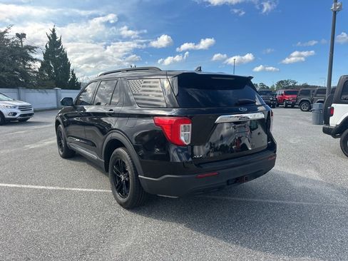 Used 2020 Ford Explorer XLT w/ Class III Trailer Tow Package image 8