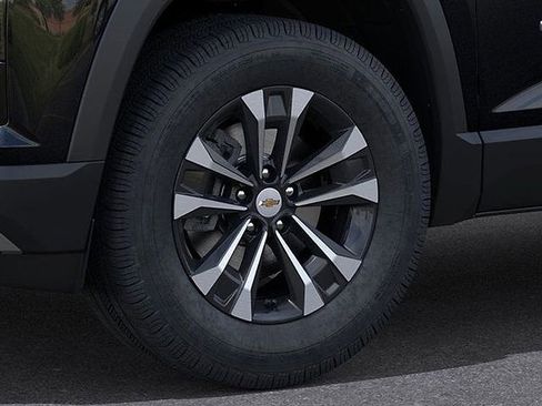 New 2026 Chevrolet Equinox LT w/ Convenience Package II image 11