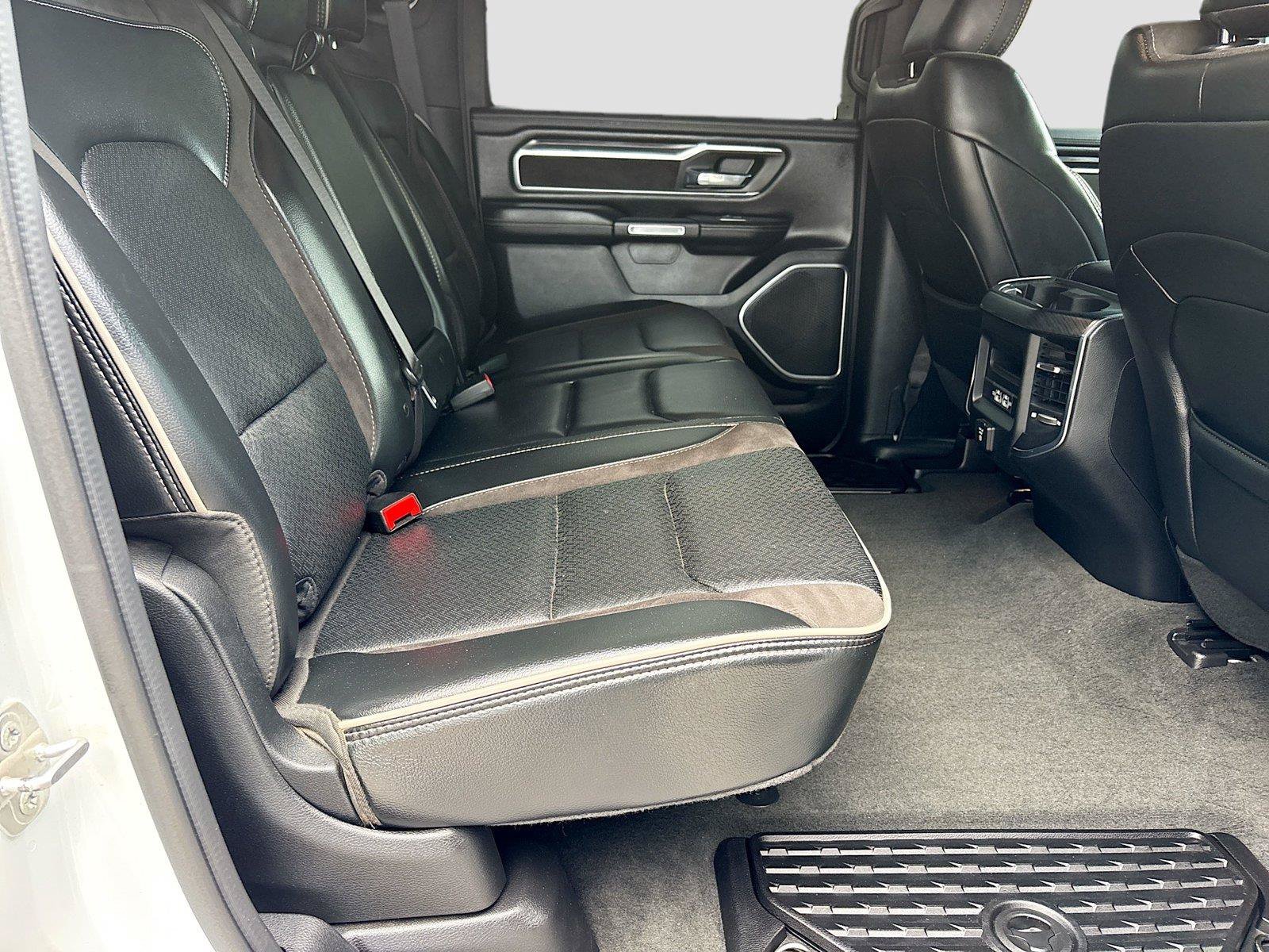 Used 2023 RAM 1500 Laramie AWD/4WD image 26