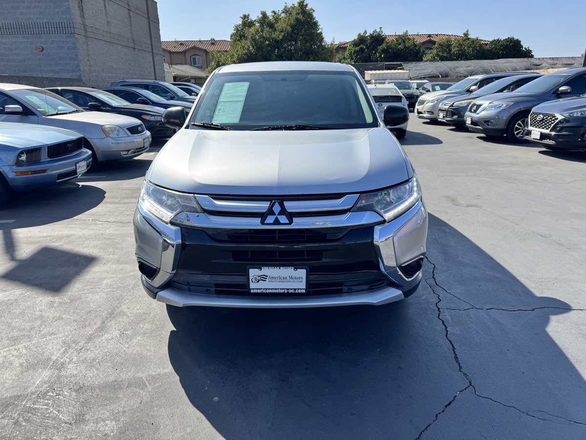 Used 2018 Mitsubishi Outlander ES FWD image 10