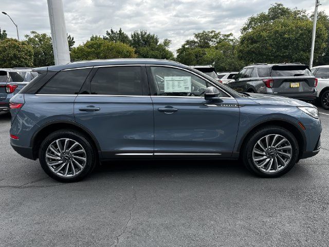 Certified 2023 Lincoln Corsair Reserve w/ Equipment Group 201A AWD/4WD image 4